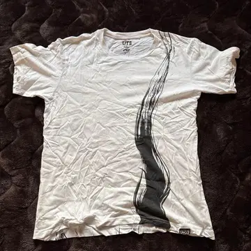 HUNTER x HUNTER 유니클로 콜라보 곤T셔츠 M사이즈