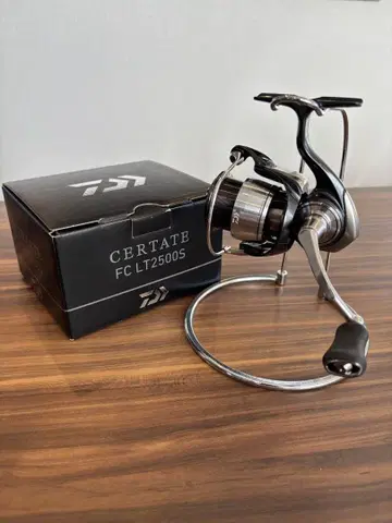 다이와 24 셀테이트 FCLT2500S