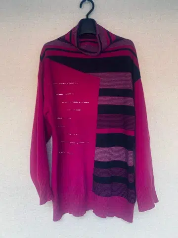 캐시미어 100% 핑크 스트라이프 스웨터