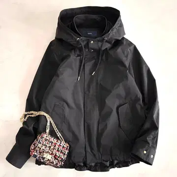 쉽스 SHIPS 라이너 포함 마운틴 파카 블랙 금 버튼