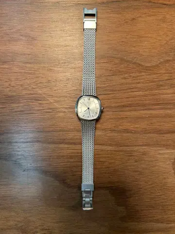 Credor 쿼츠 손목시계 실버 메쉬 밴딩