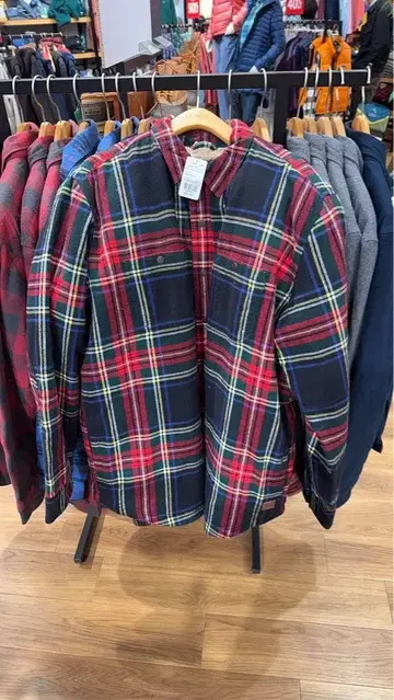 체크 무늬 긴팔 셔츠 레드 블랙 그린