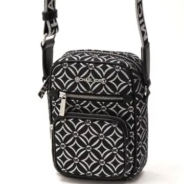 MICHAEL KORS 모노그램 숄더백