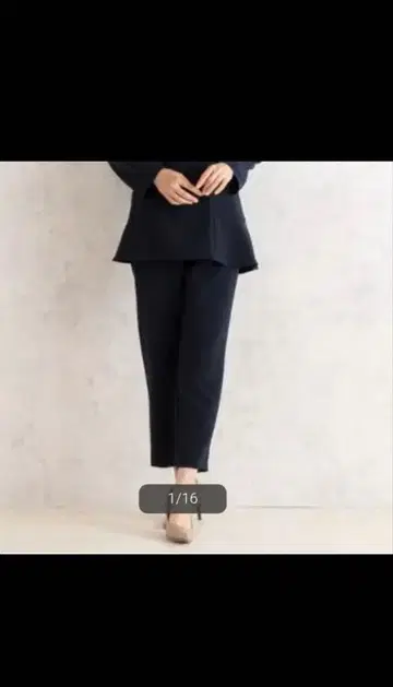 네이비 로즈 티아라 새상품 네이비 컬러 팬츠 셋업으로도 활용 가능 46