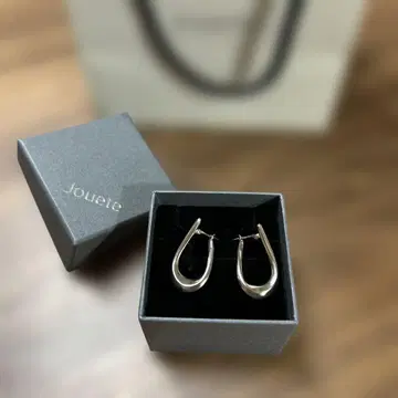 Jouete 실버 후프 귀걸이 박스 포함