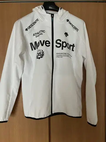 [ 새상품급 ] 데상트 ACTIVE SUiTS 저리 후드티 자켓