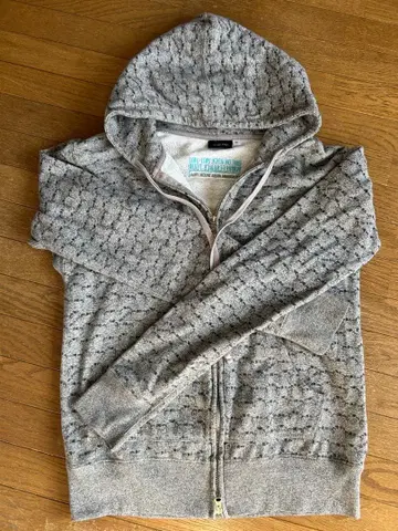 ONE OK ROCK 잔향 레퍼런스 후드티 굿즈