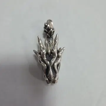 새상품급 Bloody Mary 갓 펜던트 신