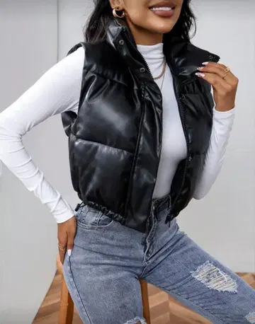 블랙 합성 피혁 다운 베스트