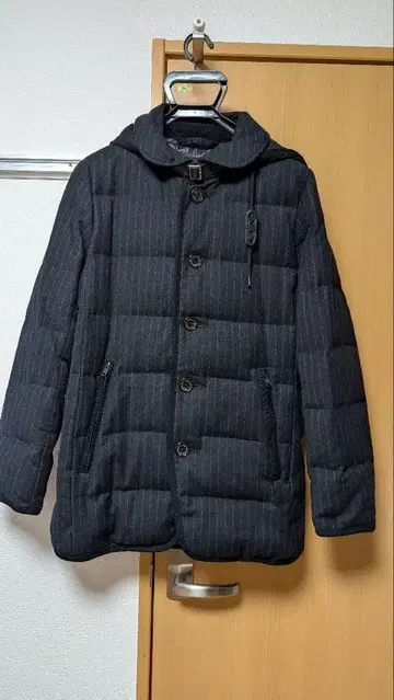 나노 유니버스 후드 부착 다운 자켓