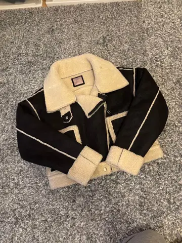 juemi 무스탕 코트