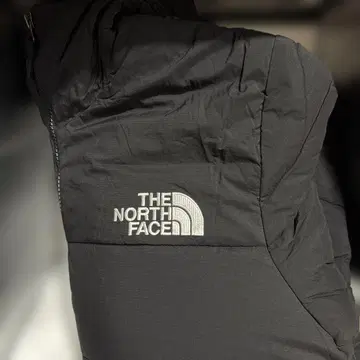 더 노스 페이스 충전솜 자켓 Trango Parka 블랙 XXL
