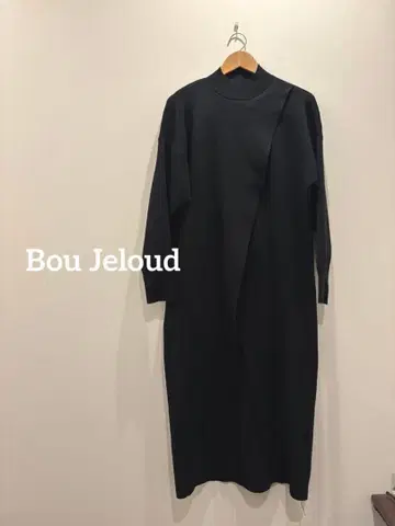 새상품 Bou Jeloud 비대칭 니트 원피스