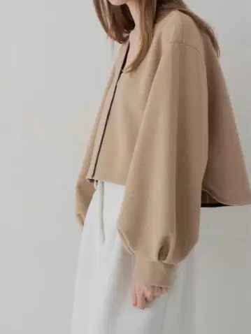 메종 드 돌체 파이핑 풀오버