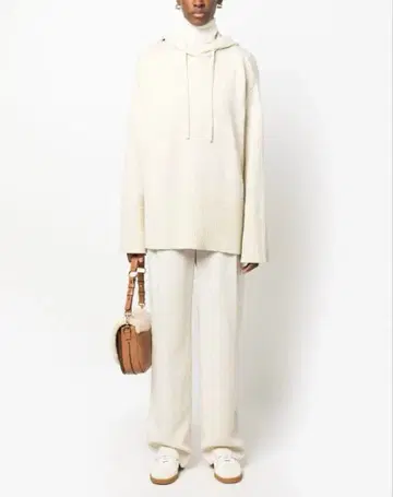 TOTEME 드로우 스트링 니트 후드티