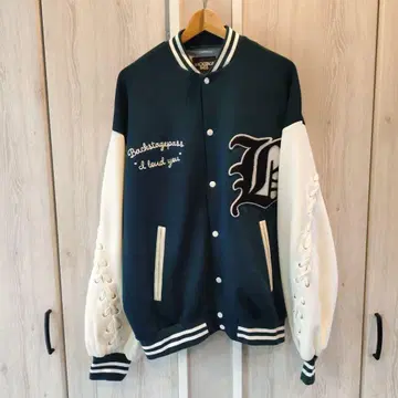 Backstage Pass 바시티 자켓 다크 그린 3-4