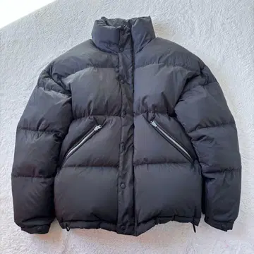 새상품급 ZARA 블랙 다운 자켓 L