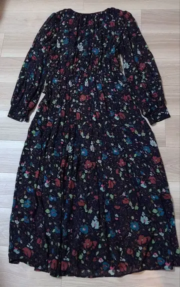 로즈버드 꽃무늬 원피스