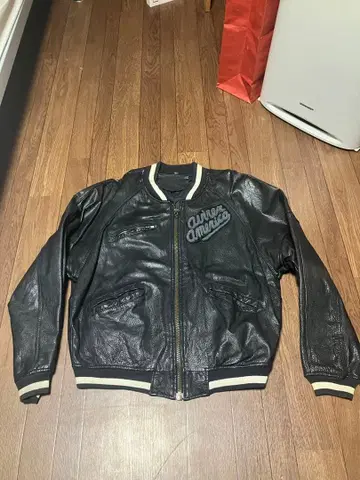 AVIREX 블랙 가죽 자켓 빈티지