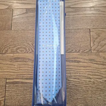 미사용, 박스 포함) E. Marinella 스카이블루 도트 무늬 넥타이