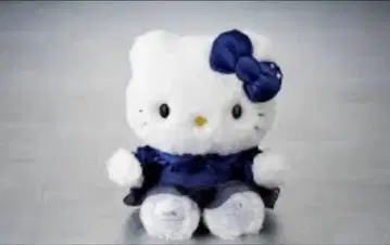 KAHARA 베이 코트 엑시브 헬로키티 봉제 인형 콜라보
