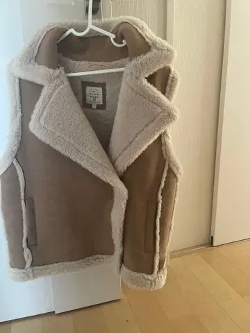 빌라봉 무스탕 코트 L 베이지