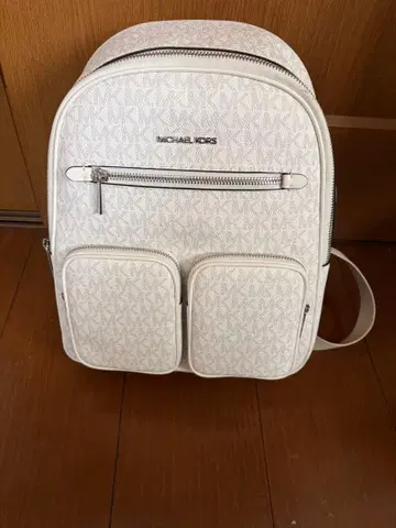 MICHAEL KORS 화이트 백팩