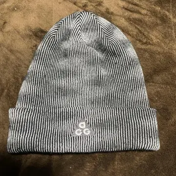NIKE ACG 니트 모자 비니 스트라이프 패턴