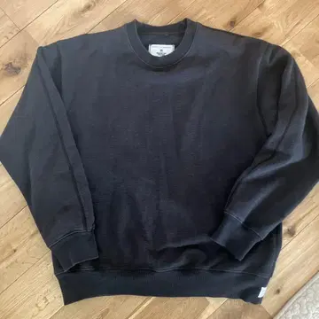 REIGNING CHAMP 블랙 맨투맨 M