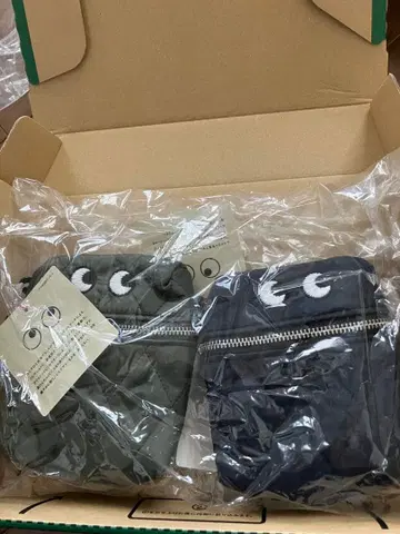 패커블 백 네이비와 올리브 세트 안야 힌드마치 유니클로