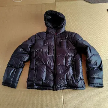 Marmot 후드 부착 다운 자켓 블랙