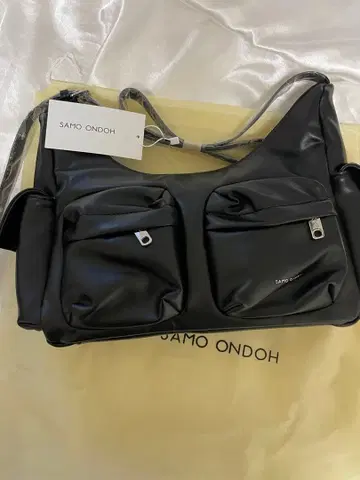SAMO ONDOH 블랙 숄더백