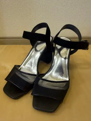 SLY OPENTOE 메쉬 샌들 24.5cm