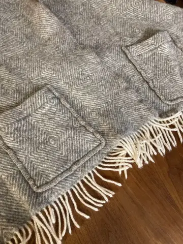 LAPUAN KANKURIT 라푸안칸크리 포켓 숄