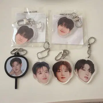 TREASURE 준규 얼굴 아크링 키링 캡슐 토이