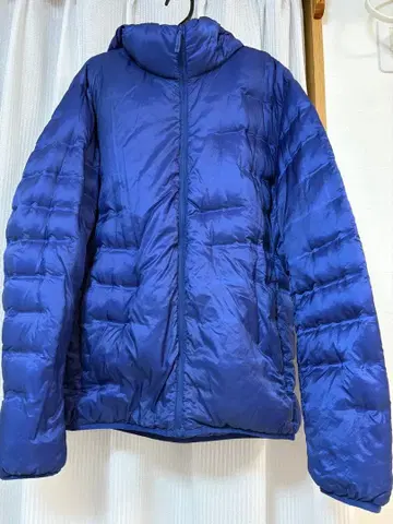 UNIQLO 후드 부착 파랑 다운 자켓