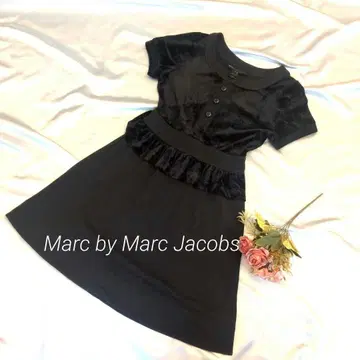 MARC BY MARC JACOBS 블랙 미니 원피스 S