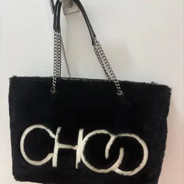 지미추 블랙 퍼 백