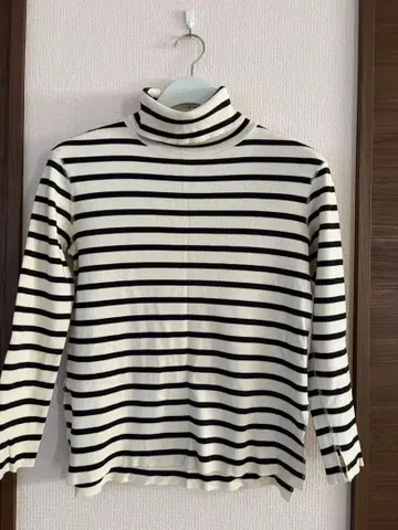 프레임워크 코튼 플라이 스타 터틀넥 보더 내추럴