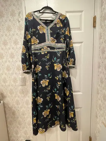 꽃무늬 V넥 롱 원피스