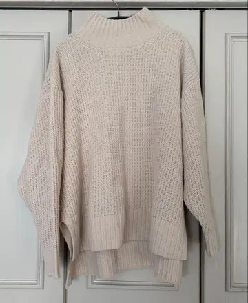 몰 니트 베이지 미사용 새상품