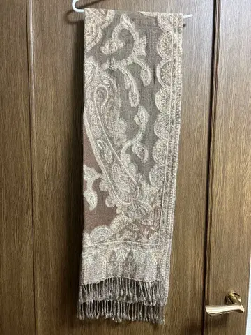 페이즐리 무늬 브라운 스톨