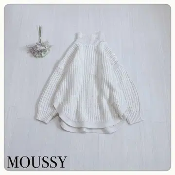 [ 여리여리해 보이는 ] 마우지 아이보리 터틀넥 니트 FREE