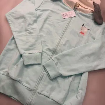 택 포함 새상품 산리오 뽀짜꼬 집업 후드티 프리