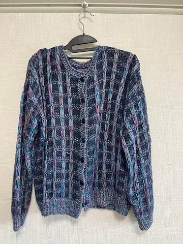 구제 의류 뜨개질 스웨터