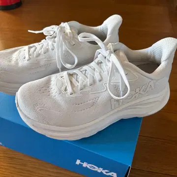 호카 클리프톤 10 21.5cm 와이드