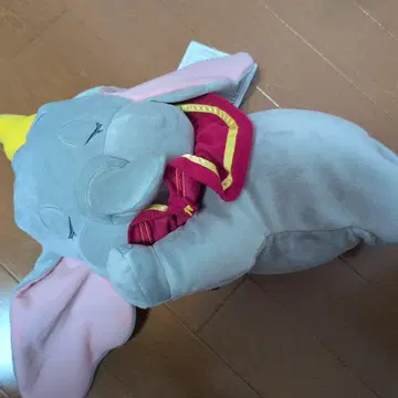 덤보 넥 필로우