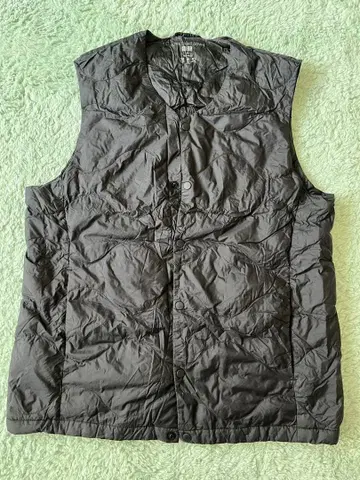 UNIQLO 울트라라이트 다운 블랙 다운 베스트 M 사이즈