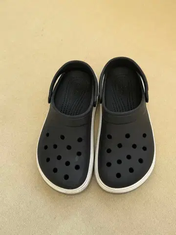 crocs 블랙 클로그 샌들 27cm