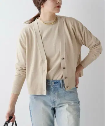 개럴개런트 아이시 코튼 V넥 가디건 베이지 FREE
